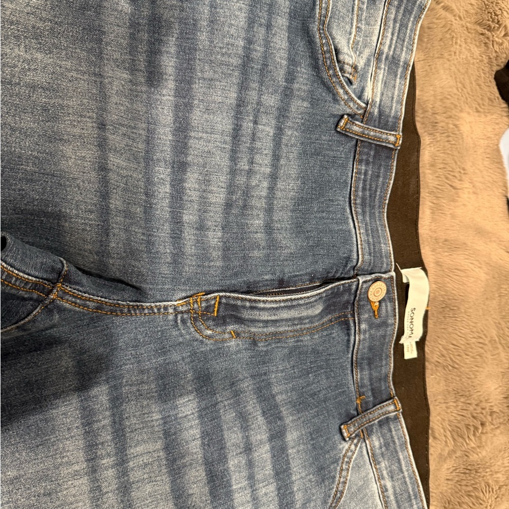 Sonoma Women's Classic Blue Straight Leg Jeans - Picture 4 of 5